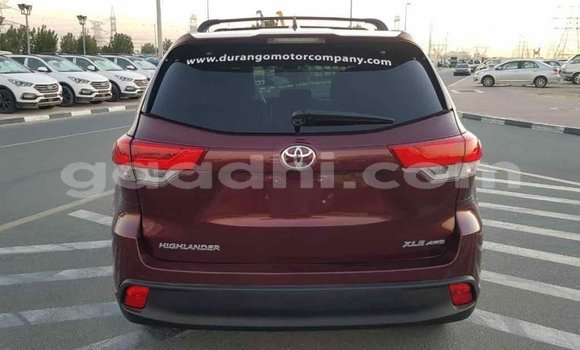 اشتري Imported Toyota Highlander آخر سيارة في Import - Dubai في الصومال اشتري Imported Toyota Highlander آخر سيارة في Import - Dubai في الصومال