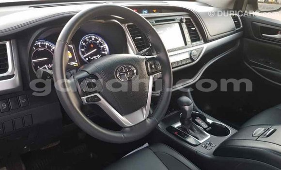 اشتري Imported Toyota Highlander آخر سيارة في Import - Dubai في الصومال اشتري Imported Toyota Highlander آخر سيارة في Import - Dubai في الصومال