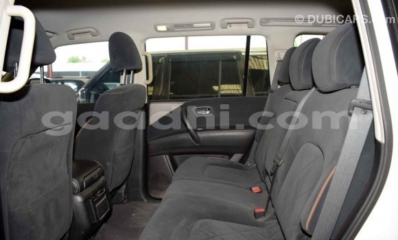 Imported Nissan Patrol White Makiinaa iti Import - Dubai keessatti Somalia keessatti Imported Nissan Patrol White Makiinaa iti Import - Dubai keessatti Somalia keessatti