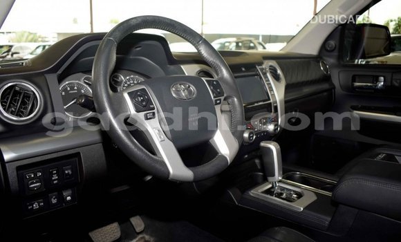 Imported Toyota Tundra Black Makiinaa iti Import - Dubai keessatti Somalia keessatti Imported Toyota Tundra Black Makiinaa iti Import - Dubai keessatti Somalia keessatti