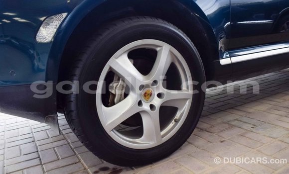Buy Import Porsche Cayenne Green Car in Import - Dubai in Somalia