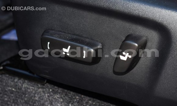 Acheter Import Voiture Toyota Hilux Autre à Import - Dubai, Somalie Acheter Import Voiture Toyota Hilux Autre à Import - Dubai, Somalie