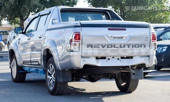 Acheter Import Voiture Toyota Hilux Autre à Import - Dubai, Somalie Acheter Import Voiture Toyota Hilux Autre à Import - Dubai, Somalie