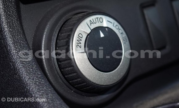 اشتري Imported Renault Duster أبيض سيارة في Import - Dubai في الصومال اشتري Imported Renault Duster أبيض سيارة في Import - Dubai في الصومال