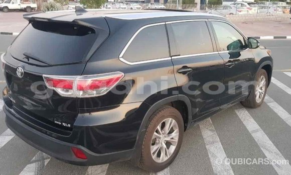 ይግዙ Imported Toyota Highlander ጥቁር መኪና በ Import - Dubai በ ሶማሊያ ይግዙ Imported Toyota Highlander ጥቁር መኪና በ Import - Dubai በ ሶማሊያ
