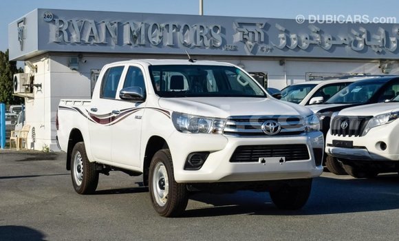 Acheter Import Voiture Toyota Hilux Blanc à Import - Dubai, Somalie Acheter Import Voiture Toyota Hilux Blanc à Import - Dubai, Somalie
