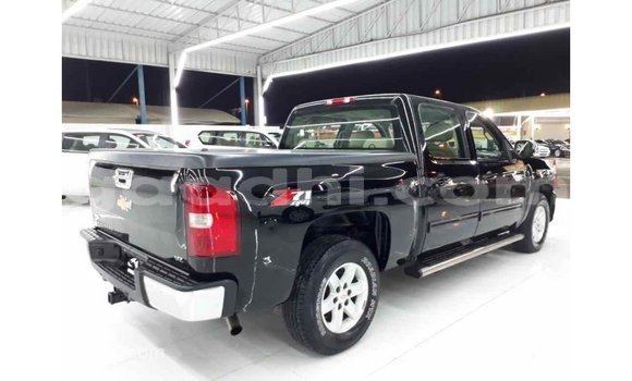 Imported Chevrolet Silverado Black Makiinaa iti Import - Dubai keessatti Somalia keessatti Imported Chevrolet Silverado Black Makiinaa iti Import - Dubai keessatti Somalia keessatti