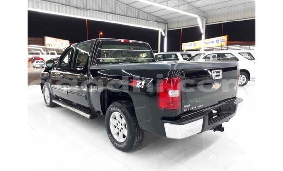 Imported Chevrolet Silverado Black Makiinaa iti Import - Dubai keessatti Somalia keessatti Imported Chevrolet Silverado Black Makiinaa iti Import - Dubai keessatti Somalia keessatti
