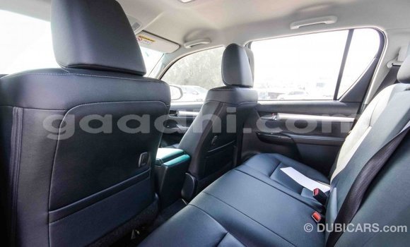 اشتري Imported Toyota Hilux آخر سيارة في Import - Dubai في الصومال اشتري Imported Toyota Hilux آخر سيارة في Import - Dubai في الصومال