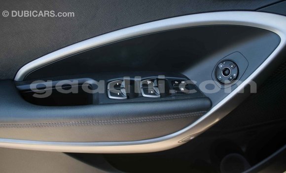 Imported Hyundai Santa Fe Black Makiinaa iti Import - Dubai keessatti Somalia keessatti Imported Hyundai Santa Fe Black Makiinaa iti Import - Dubai keessatti Somalia keessatti