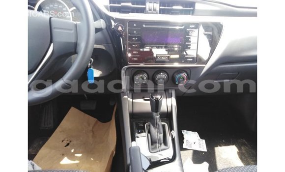 اشتري Imported Toyota Corolla آخر سيارة في Import - Dubai في الصومال اشتري Imported Toyota Corolla آخر سيارة في Import - Dubai في الصومال