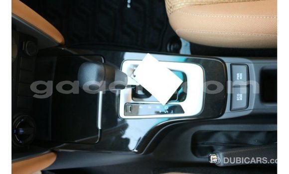 Nunua Imported Toyota Fortuner Nyeusi Gari ndani ya Import - Dubai nchini Somalia Nunua Imported Toyota Fortuner Nyeusi Gari ndani ya Import - Dubai nchini Somalia