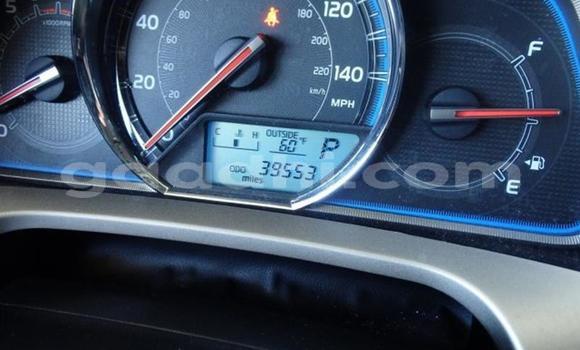 Buy Used Toyota RAV4 White Car in Muqdisho in Banadir Buy Used Toyota RAV4 White Car in Muqdisho in Banadir