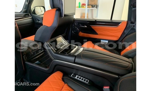 اشتري Imported Lexus LX أسود سيارة في Import - Dubai في الصومال اشتري Imported Lexus LX أسود سيارة في Import - Dubai في الصومال