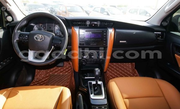 Imported Toyota Fortuner Other Makiinaa iti Import - Dubai keessatti Somalia keessatti Imported Toyota Fortuner Other Makiinaa iti Import - Dubai keessatti Somalia keessatti