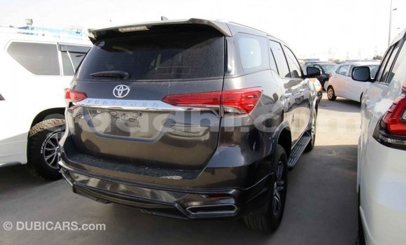 Imported Toyota Fortuner Other Makiinaa iti Import - Dubai keessatti Somalia keessatti Imported Toyota Fortuner Other Makiinaa iti Import - Dubai keessatti Somalia keessatti