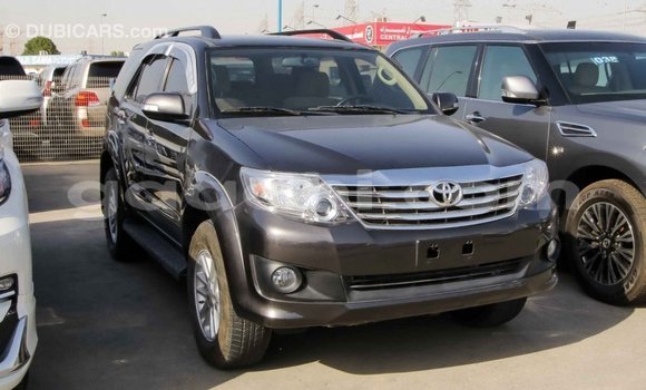ይግዙ Imported Toyota Fortuner ሌላ መኪና በ Import - Dubai በ ሶማሊያ ይግዙ Imported Toyota Fortuner ሌላ መኪና በ Import - Dubai በ ሶማሊያ