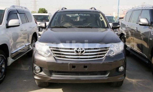 ይግዙ Imported Toyota Fortuner ሌላ መኪና በ Import - Dubai በ ሶማሊያ ይግዙ Imported Toyota Fortuner ሌላ መኪና በ Import - Dubai በ ሶማሊያ
