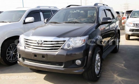 ይግዙ Imported Toyota Fortuner ሌላ መኪና በ Import - Dubai በ ሶማሊያ ይግዙ Imported Toyota Fortuner ሌላ መኪና በ Import - Dubai በ ሶማሊያ