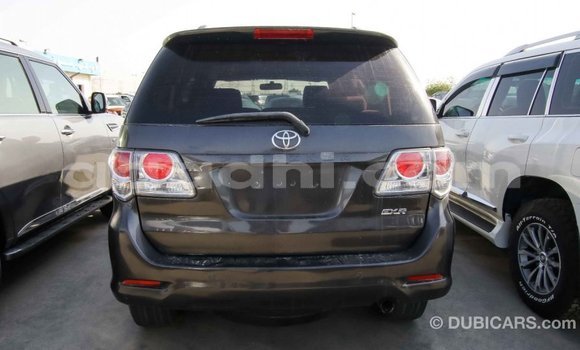 ይግዙ Imported Toyota Fortuner ሌላ መኪና በ Import - Dubai በ ሶማሊያ ይግዙ Imported Toyota Fortuner ሌላ መኪና በ Import - Dubai በ ሶማሊያ