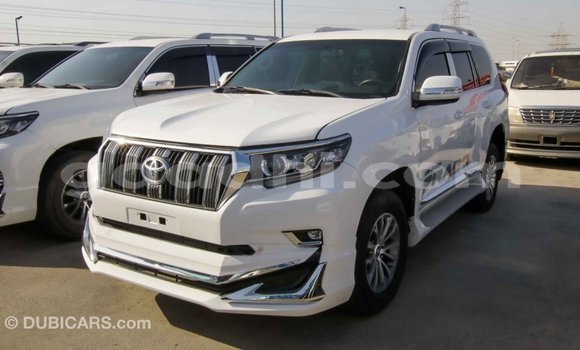 Imported Toyota Prado White Makiinaa iti Import - Dubai keessatti Somalia keessatti Imported Toyota Prado White Makiinaa iti Import - Dubai keessatti Somalia keessatti