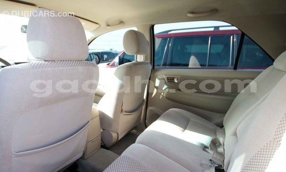 ይግዙ Imported Toyota Fortuner ነጭ መኪና በ Import - Dubai በ ሶማሊያ ይግዙ Imported Toyota Fortuner ነጭ መኪና በ Import - Dubai በ ሶማሊያ
