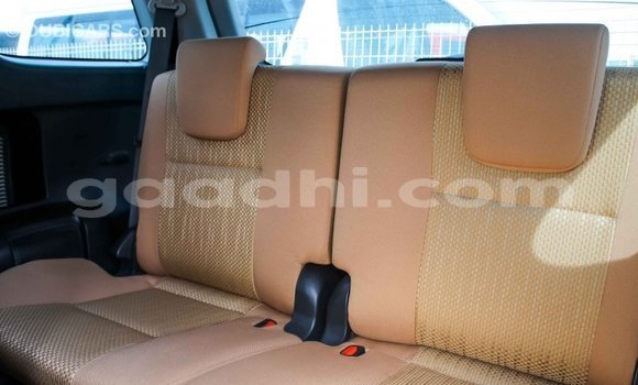 اشتري Imported Toyota Fortuner أبيض سيارة في Import - Dubai في الصومال اشتري Imported Toyota Fortuner أبيض سيارة في Import - Dubai في الصومال
