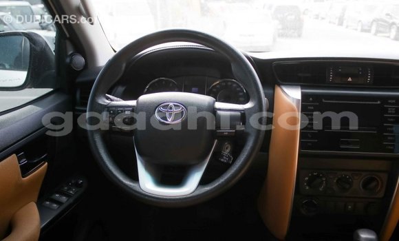 اشتري Imported Toyota Fortuner أبيض سيارة في Import - Dubai في الصومال اشتري Imported Toyota Fortuner أبيض سيارة في Import - Dubai في الصومال