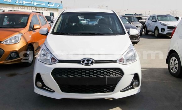 Imported Hyundai i10 White Makiinaa iti Import - Dubai keessatti Somalia keessatti Imported Hyundai i10 White Makiinaa iti Import - Dubai keessatti Somalia keessatti