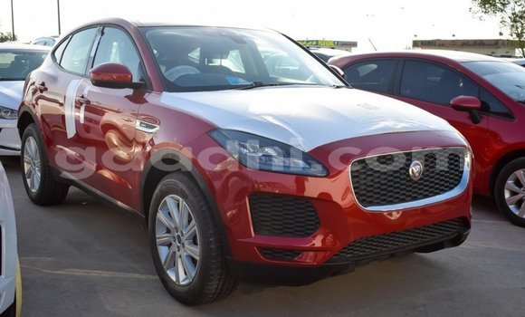 Acheter Import Voiture Jaguar E-Pace Rouge à Import - Dubai, Somalie Acheter Import Voiture Jaguar E-Pace Rouge à Import - Dubai, Somalie