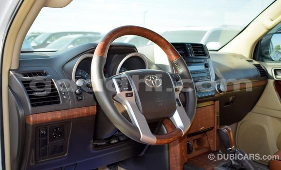 Imported Toyota Prado White Makiinaa iti Import - Dubai keessatti Somalia keessatti Imported Toyota Prado White Makiinaa iti Import - Dubai keessatti Somalia keessatti