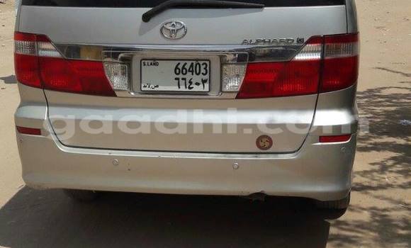 اشتري مستعمل Toyota Alphard فضة سيارة في هرجيسا في أرض الصومال اشتري مستعمل Toyota Alphard فضة سيارة في هرجيسا في أرض الصومال