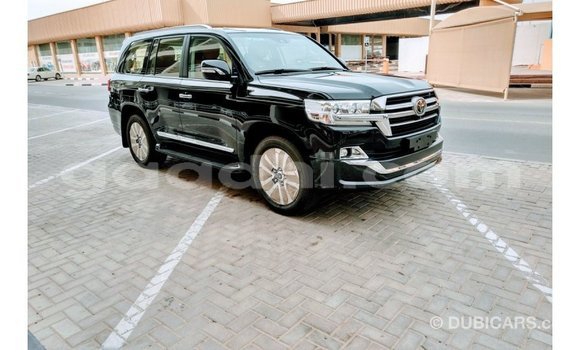 اشتري Imported Toyota Land Cruiser أسود سيارة في Import - Dubai في الصومال اشتري Imported Toyota Land Cruiser أسود سيارة في Import - Dubai في الصومال