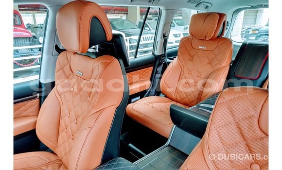 اشتري Imported Toyota Land Cruiser أسود سيارة في Import - Dubai في الصومال اشتري Imported Toyota Land Cruiser أسود سيارة في Import - Dubai في الصومال