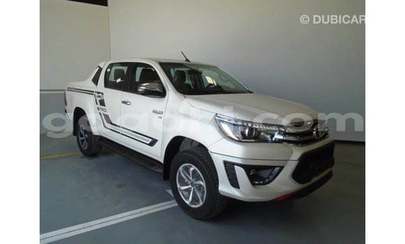 اشتري Imported Toyota Hilux آخر سيارة في Import - Dubai في الصومال اشتري Imported Toyota Hilux آخر سيارة في Import - Dubai في الصومال