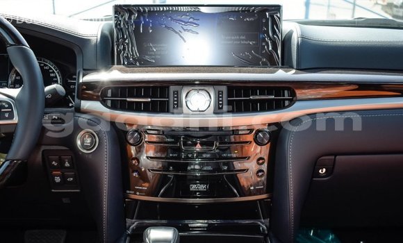 اشتري Imported Lexus LX أبيض سيارة في Import - Dubai في الصومال اشتري Imported Lexus LX أبيض سيارة في Import - Dubai في الصومال
