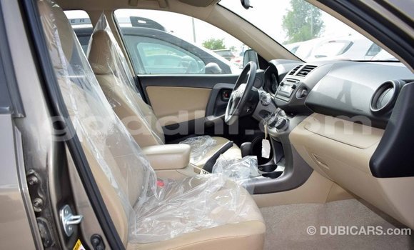 Imported Toyota HiAce Other Netiree iti Import - Dubai keessatti Somalia keessatti Imported Toyota HiAce Other Netiree iti Import - Dubai keessatti Somalia keessatti