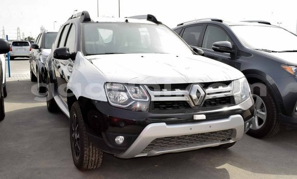 Imported Renault Duster Black Makiinaa iti Import - Dubai keessatti Somalia keessatti Imported Renault Duster Black Makiinaa iti Import - Dubai keessatti Somalia keessatti