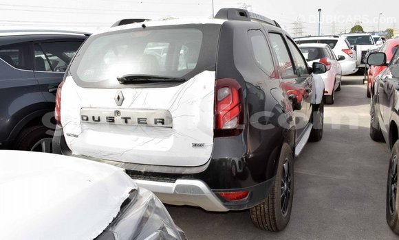 Imported Renault Duster Black Makiinaa iti Import - Dubai keessatti Somalia keessatti Imported Renault Duster Black Makiinaa iti Import - Dubai keessatti Somalia keessatti