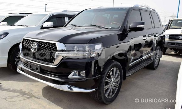 اشتري Imported Toyota Land Cruiser أسود سيارة في Import - Dubai في الصومال اشتري Imported Toyota Land Cruiser أسود سيارة في Import - Dubai في الصومال