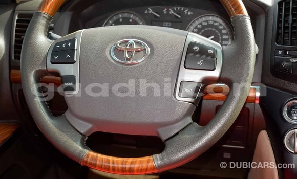 اشتري Imported Toyota Land Cruiser أسود سيارة في Import - Dubai في الصومال اشتري Imported Toyota Land Cruiser أسود سيارة في Import - Dubai في الصومال