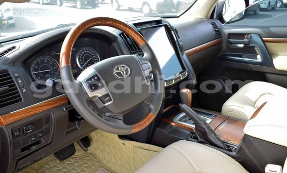 Acheter Import Voiture Toyota Land Cruiser Autre à Import - Dubai, Somalie Acheter Import Voiture Toyota Land Cruiser Autre à Import - Dubai, Somalie