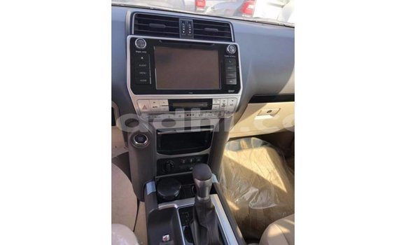 Nunua Imported Toyota Prado Nyingine Gari ndani ya Import - Dubai nchini Somalia Nunua Imported Toyota Prado Nyingine Gari ndani ya Import - Dubai nchini Somalia