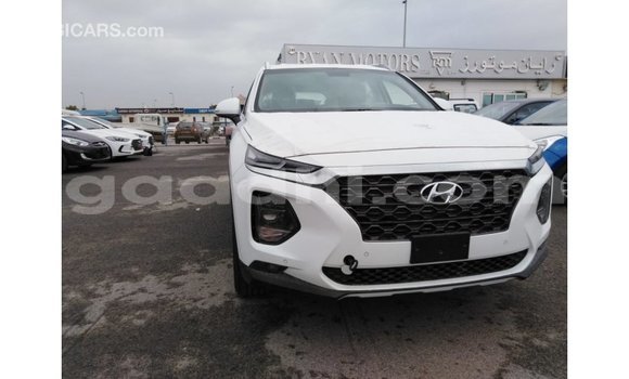 Imported Hyundai Santa Fe White Makiinaa iti Import - Dubai keessatti Somalia keessatti Imported Hyundai Santa Fe White Makiinaa iti Import - Dubai keessatti Somalia keessatti