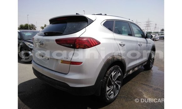 اشتري Imported Hyundai Tucson آخر سيارة في Import - Dubai في الصومال اشتري Imported Hyundai Tucson آخر سيارة في Import - Dubai في الصومال
