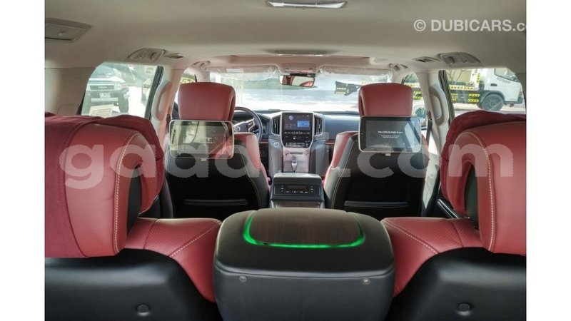 Big with watermark 453e5cfe 8380 46ce b81e 9b0ff1b805c4