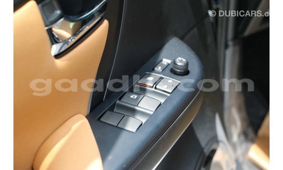 Nunua Imported Toyota Fortuner Nyeusi Gari ndani ya Import - Dubai nchini Somalia Nunua Imported Toyota Fortuner Nyeusi Gari ndani ya Import - Dubai nchini Somalia