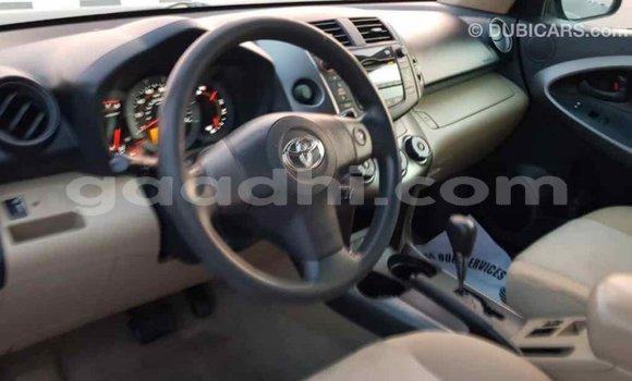 اشتري Imported Toyota HiAce أزرق شاحنة في Import - Dubai في الصومال اشتري Imported Toyota HiAce أزرق شاحنة في Import - Dubai في الصومال