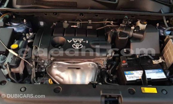 اشتري Imported Toyota HiAce أزرق شاحنة في Import - Dubai في الصومال اشتري Imported Toyota HiAce أزرق شاحنة في Import - Dubai في الصومال