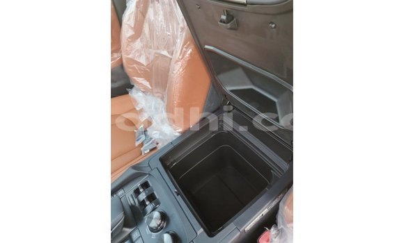 اشتري Imported Lexus LX أبيض سيارة في Import - Dubai في الصومال اشتري Imported Lexus LX أبيض سيارة في Import - Dubai في الصومال